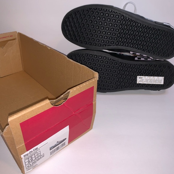 NWB Vans Floral Brocade Slip On Cap Sneakers - Picture 16 of 16